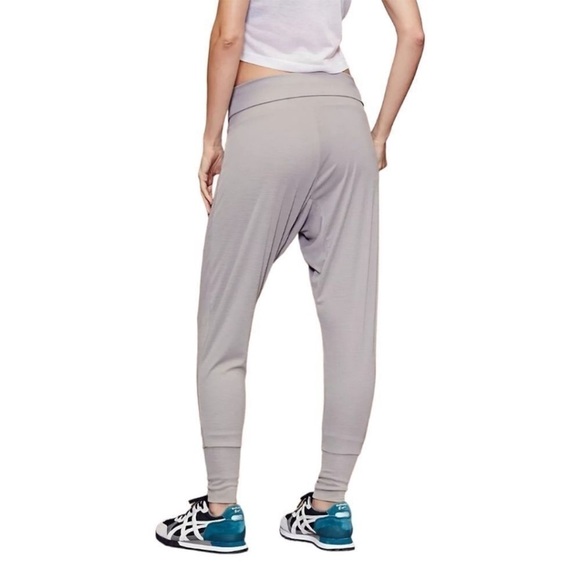 FP MOVEMENT Cozy Up Dance Harem Pants Grey Ribbed High Waisted Joggers Med - Picture 3 of 13